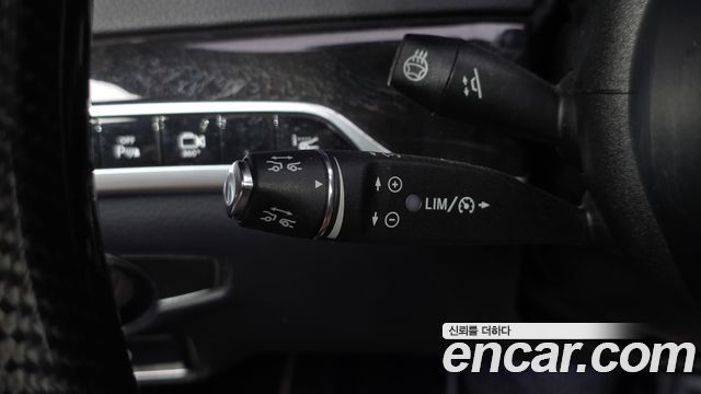 Mercedes-Benz S-Class 2016 — photo 18