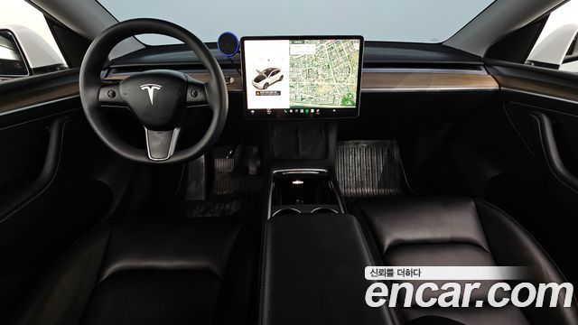 Tesla Model Y 2024 — photo 10