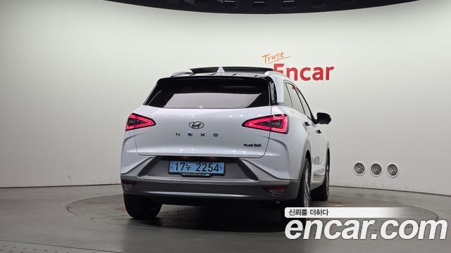 Hyundai Nexo 2023 — photo 4