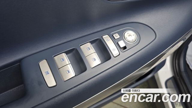 Hyundai Nexo 2023 — photo 28