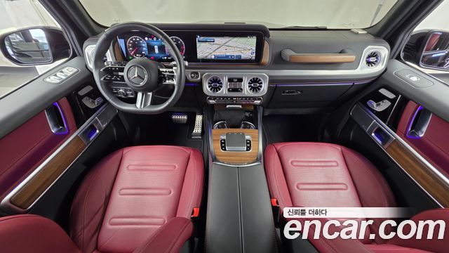 Mercedes-Benz G-Class 2025 — photo 10