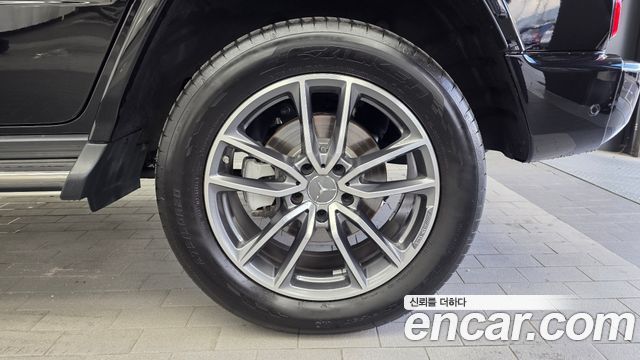Mercedes-Benz G-Class 2025 — photo 7