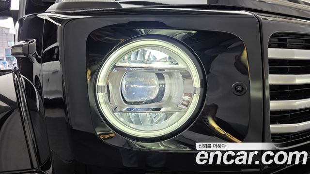 Mercedes-Benz G-Class 2025 — photo 8