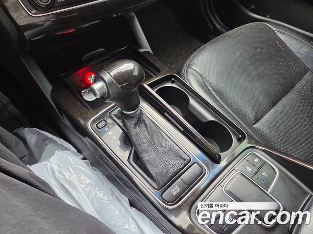 Kia K7 2013 — photo 13