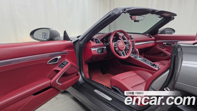 Porsche 718 2019 — photo 13