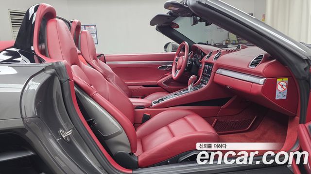 Porsche 718 2019 — photo 17