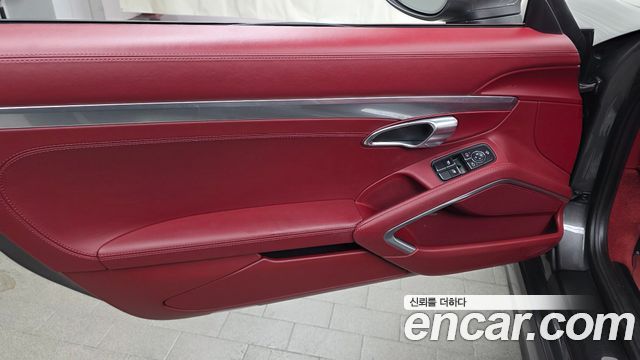 Porsche 718 2019 — photo 15