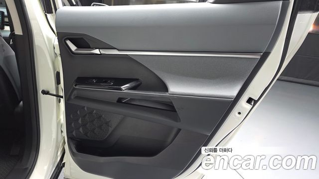 KG Mobility Musso 2026 — photo 15