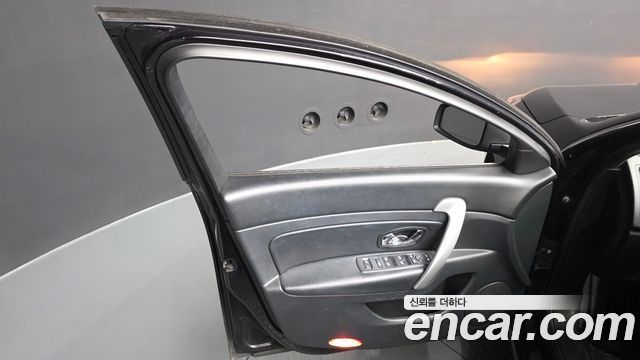 Renault Korea SM5  2017 — photo 14