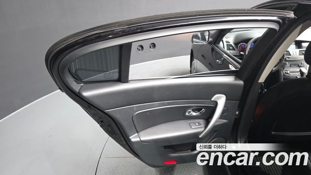 Renault Korea SM5  2017 — photo 15