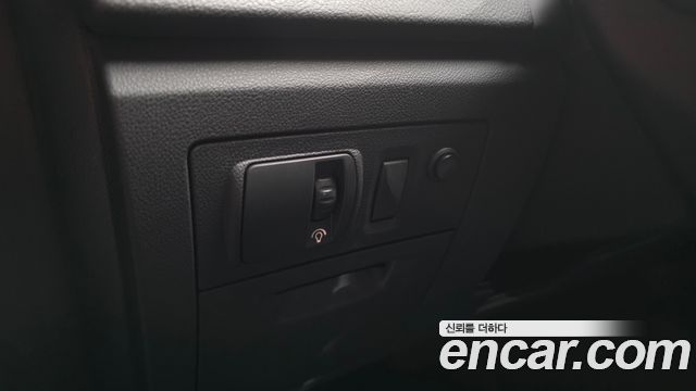 Renault Korea SM5  2017 — photo 28