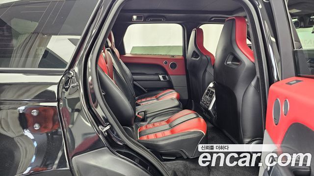Land Rover Range Rover Sport 2016 — photo 12
