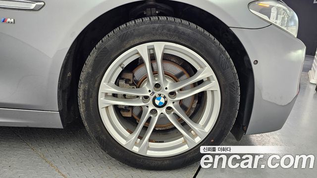 BMW 5-Series 2016 — photo 5