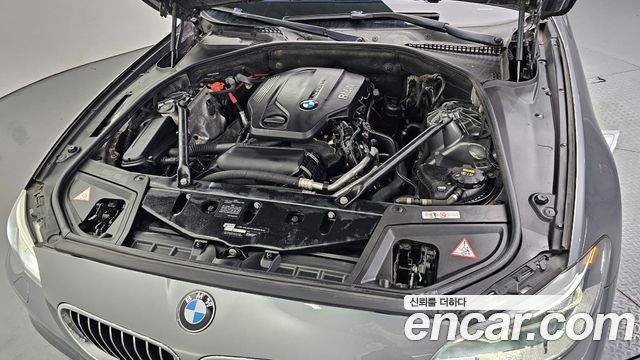 BMW 5-Series 2016 — photo 6