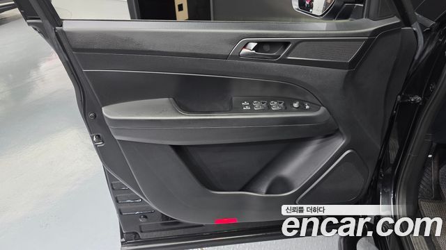 KG_Mobility_Ssangyong Rexton 2022 — photo 14