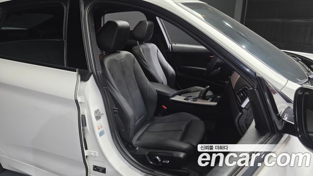 BMW Gran Turismo 2020 — photo 17