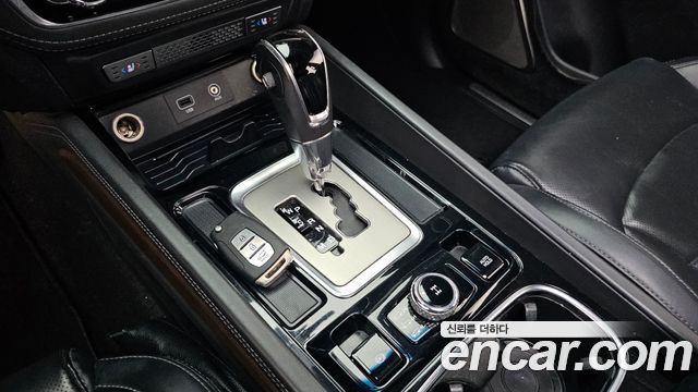 KG Mobility Rexton 2018 — photo 12