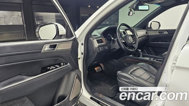 KG Mobility Rexton 2018 — photo 13