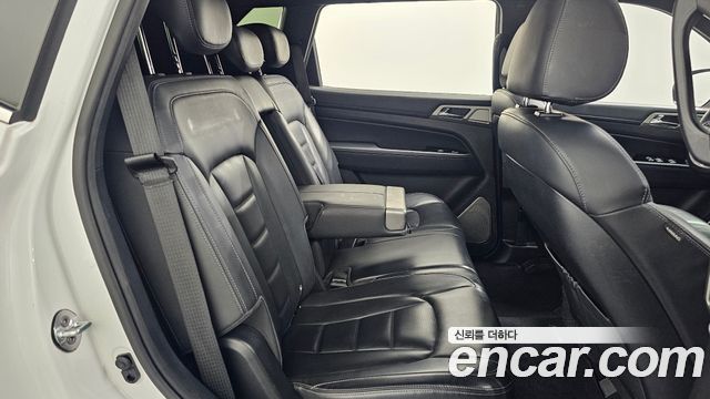 KG Mobility Rexton 2018 — photo 18
