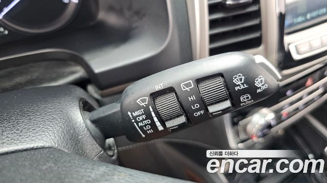 KG Mobility Rexton 2018 — photo 23