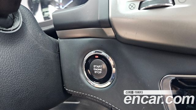 KG Mobility Rexton 2018 — photo 28