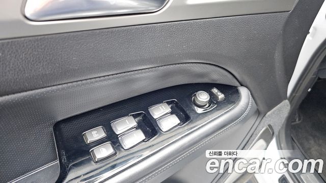 KG Mobility Rexton 2018 — photo 30