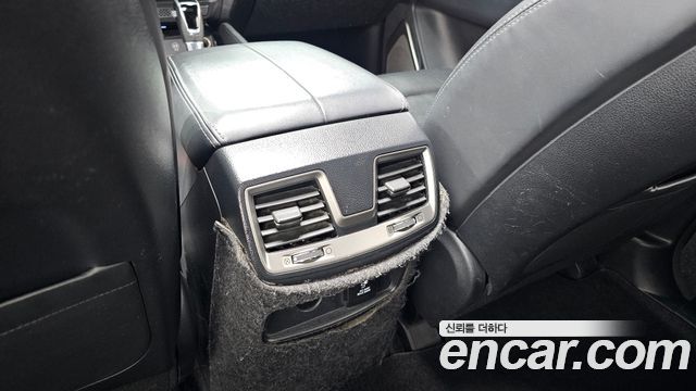 KG Mobility Rexton 2018 — photo 32