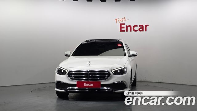 Mercedes-Benz E-Class 2021 — photo 3