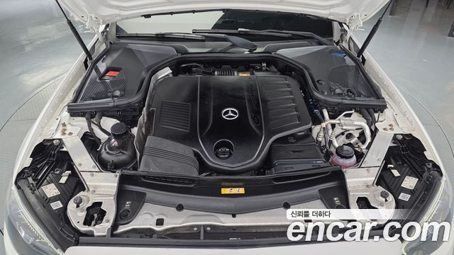 Mercedes-Benz E-Class 2021 — photo 6