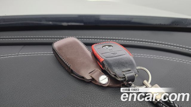Mercedes-Benz E-Class 2021 — photo 22