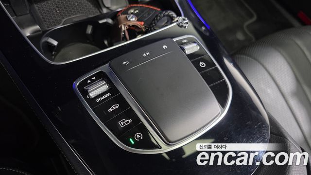Mercedes-Benz E-Class 2021 — photo 30