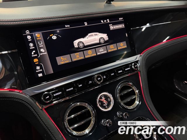 Bentley Continental 2019 — photo 15