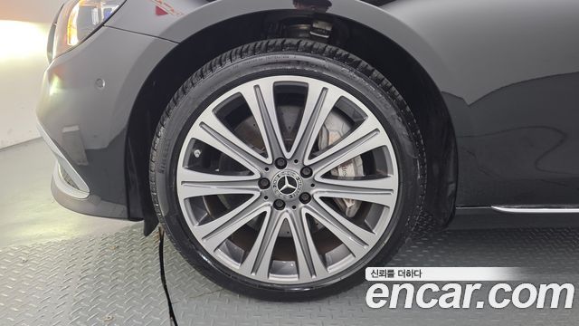Mercedes-Benz E-Class 2021 — photo 5