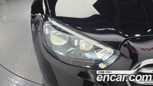 Mercedes-Benz E-Class 2021 — photo 8
