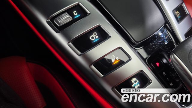 Mercedes-Benz AMG GT 2021 — photo 12