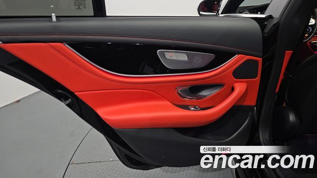 Mercedes-Benz AMG GT 2021 — photo 15