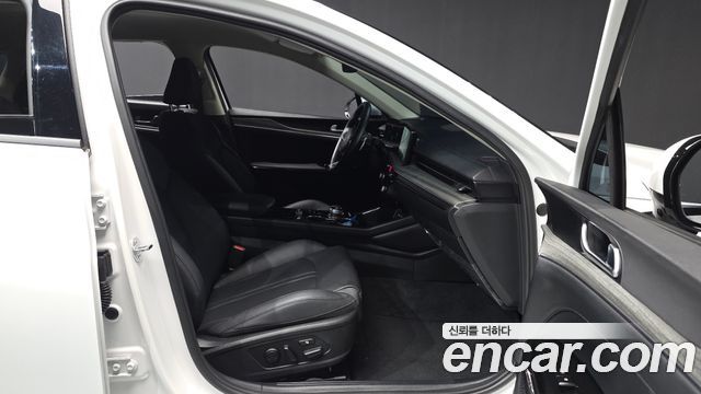 Kia K5 2024 — photo 17
