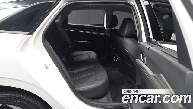 Kia K5 2024 — photo 18
