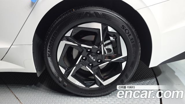 Kia K5 2024 — photo 7