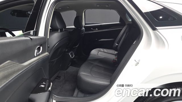 Kia K5 2024 — photo 16
