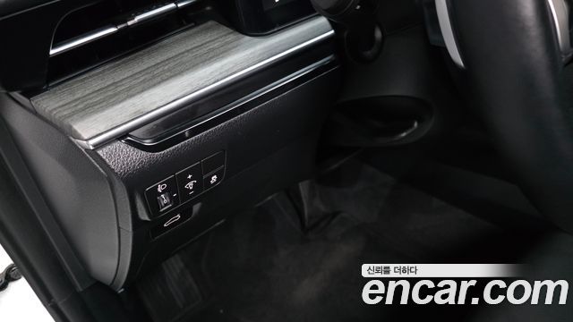 Kia K5 2024 — photo 28