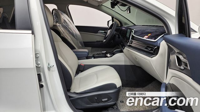Kia Sportage 2022 — photo 16