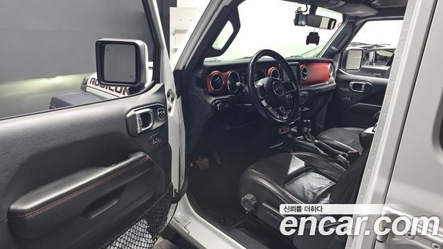 Jeep Wrangler 2018 — photo 10