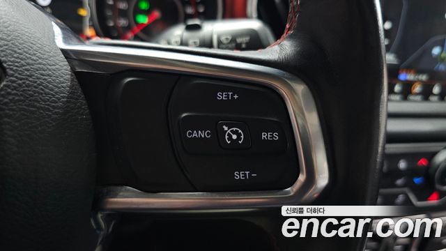 Jeep Wrangler 2018 — photo 17
