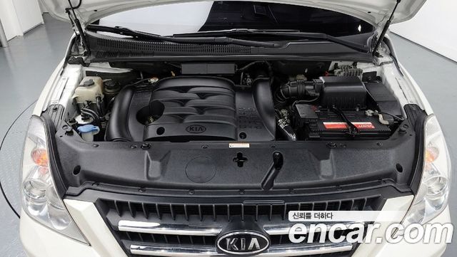 Kia Canival 2008 — photo 5