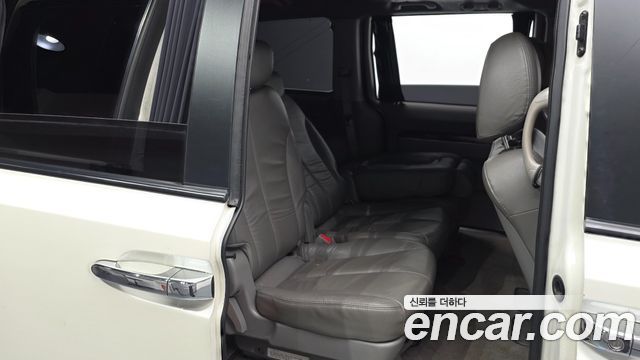 Kia Canival 2008 — photo 16