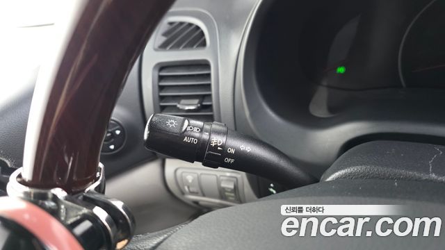 Kia Canival 2008 — photo 20