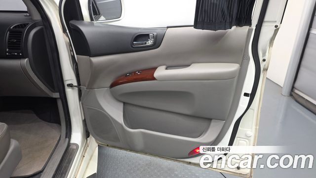 Kia Canival 2008 — photo 14