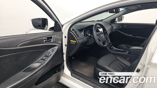 Hyundai Sonata 2014 — photo 10