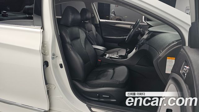 Hyundai Sonata 2014 — photo 11